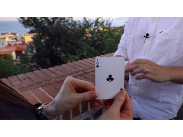 #Augmented (Gimmick and Online Instructions) by Luca Volpe and Renato Cotini