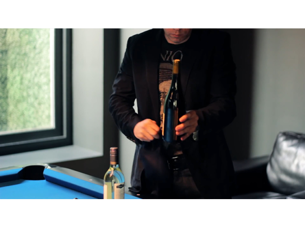 David Penn's Wine Bottle Production (Gimmicks and Online Instructions)