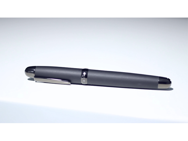 Mental Pen Sherpa Limited Edition by João Miranda and Gustavo