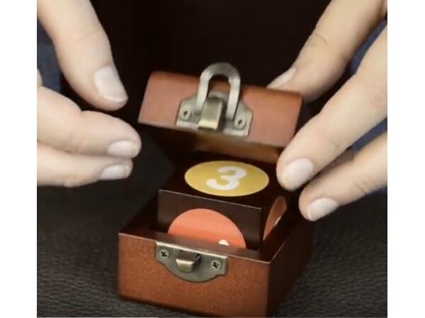 Ental Cube by Eddy Tsai & Neo Chung