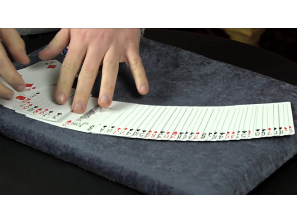 Liam Montier's THE SEER DECK Gimmick and Online Instructions (Red)