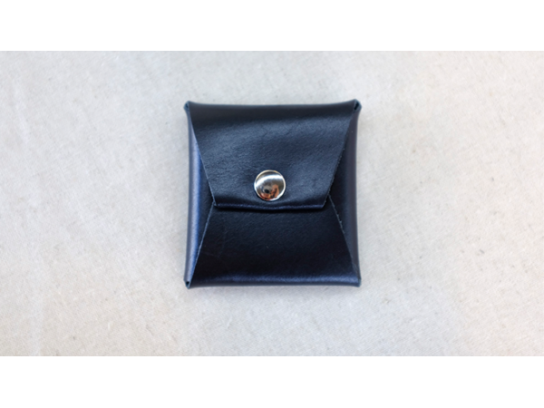Square Coin case (Black Leather) by Gentle Magic