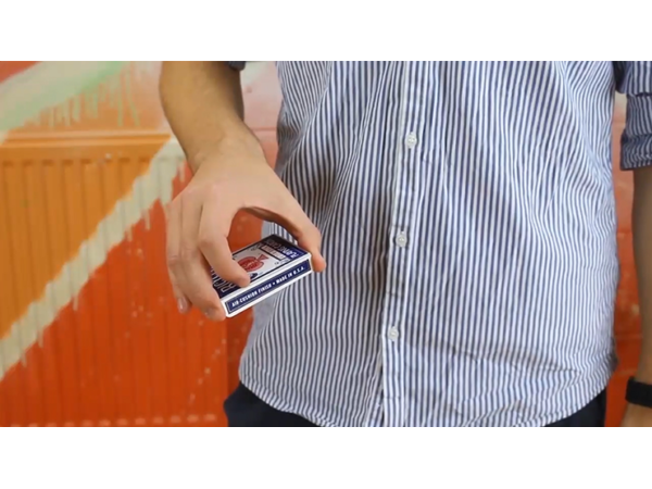 Travelling Deck Box Version Red (Gimmick and Online Instructions) by Takel