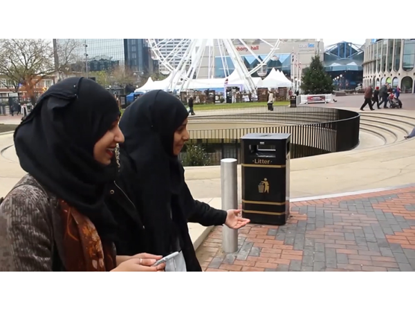 Travelling Deck Box Version Red (Gimmick and Online Instructions) by Takel