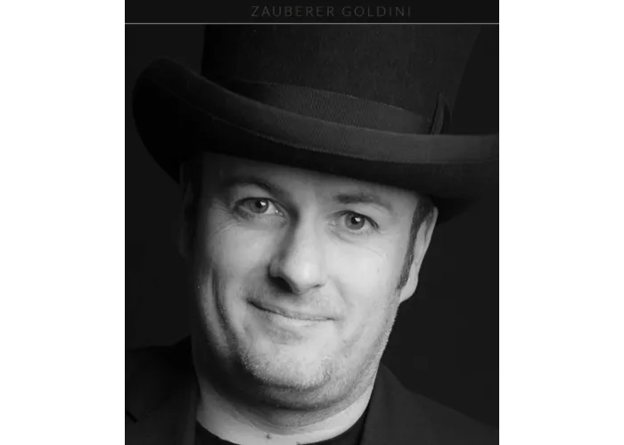 Balance (Gimmicks and Online Instructions) by Joshua Jay