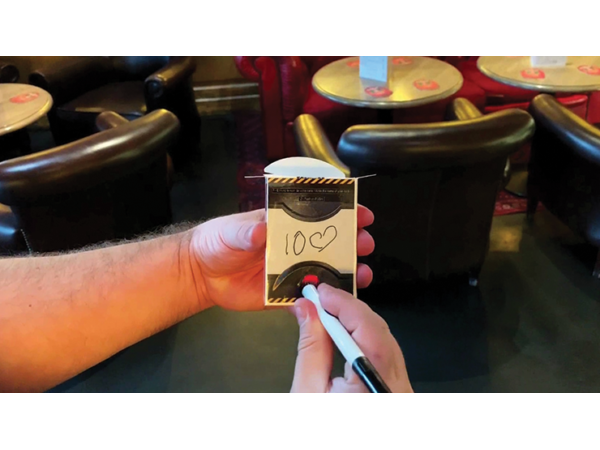 PUSH CARD (English) by Mickael Chatelain