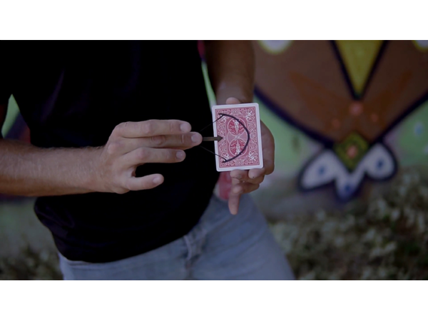 Cupid's Arrow (Gimmicks and Online Instructions) by Olivier Pont
