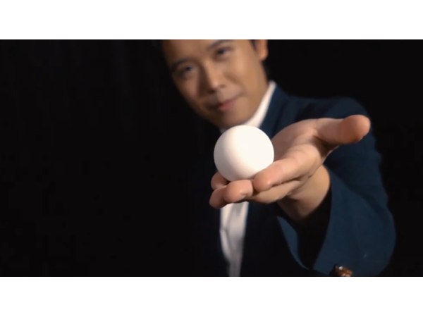 Perfect Manipulation Balls (2" White) by Bond Lee