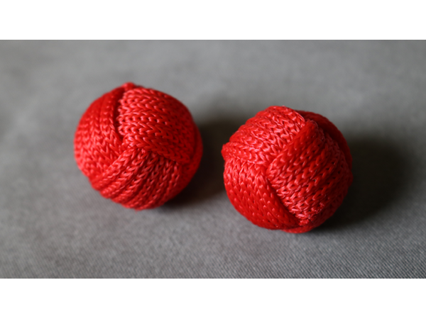 Monkey Fist Chop Cup Balls (1 Regular and 1 Magnetic) by Leo Smetsters - Trick