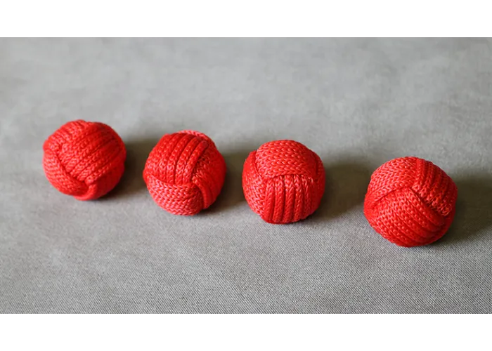 Monkey Fist Cups and Balls (4 Balls) by Leo Smetsters - Trick