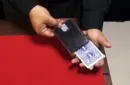 Wonder Pass Case by King of Magic - Trick – Image 6