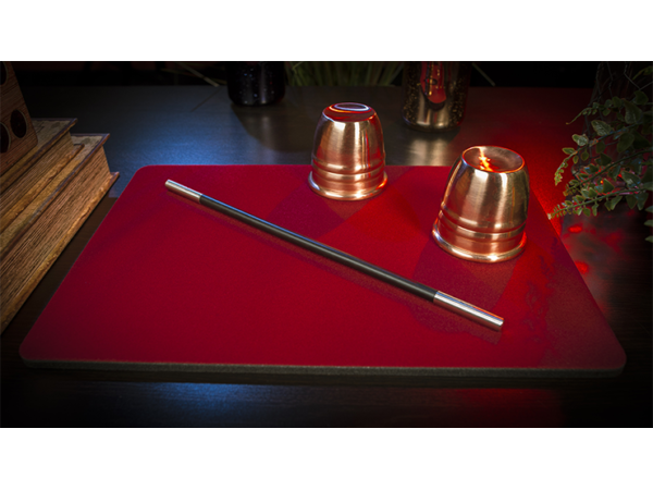 Deluxe Close-Up Pad 11X16 (Red) by Murphy's Magic Supplies - Trick