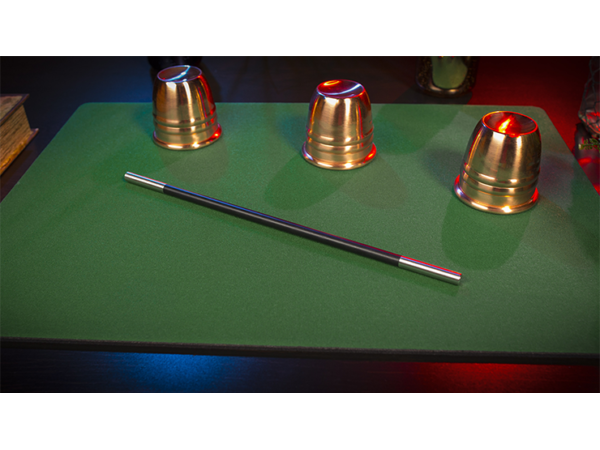 Standard Close-Up Pad 16X23 (Green) by Murphy's Magic Supplies / ca. 40 x 58cm