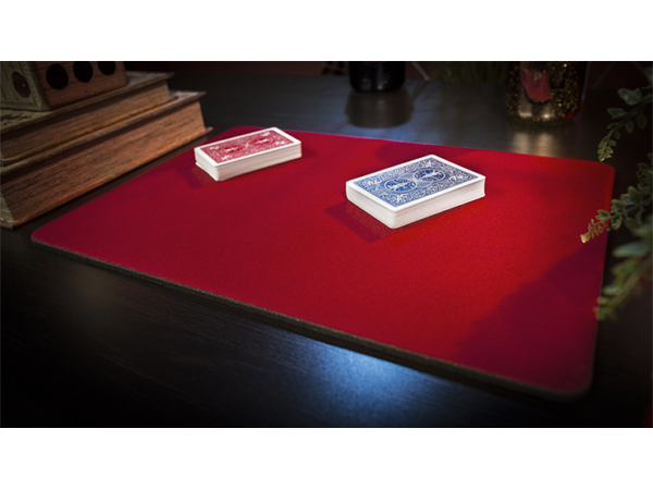 Standard Close-Up Pad 11X16 (Red) by Murphy's Magic Supplies / ca. 28 x 40 cm