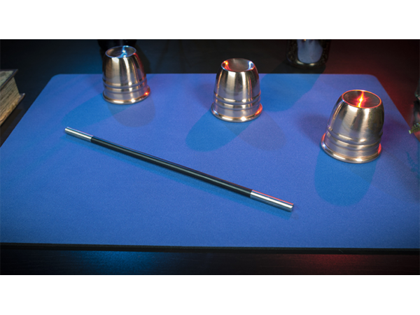 Economy Close-Up Pad 16X23 (Blue) by Murphy's Magic Supplies / ca. 40 x 58cm