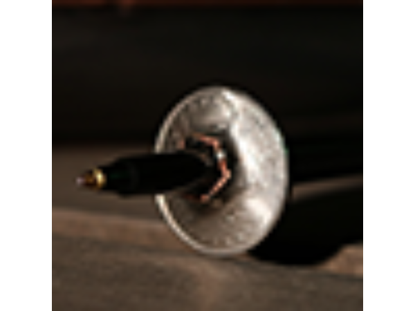 Paul Harris Presents Puncture 2.0 (US Quarter and online instructions) by Alex Linian - Trick