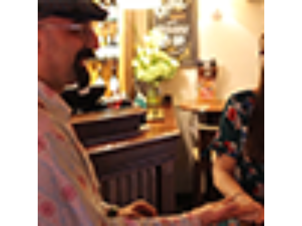 Gerti Reborn UK Version (Gimmick and Online Instructions) by Romanos - Trick