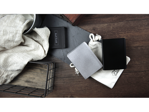 Basic Clip (Black) by TCC