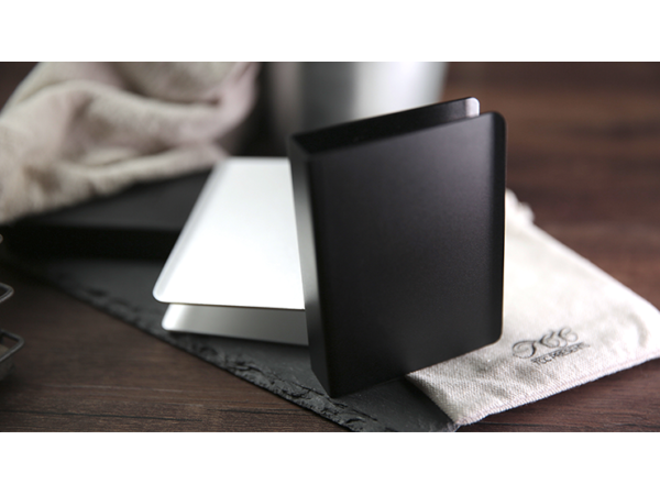 Basic Clip (Black) by TCC