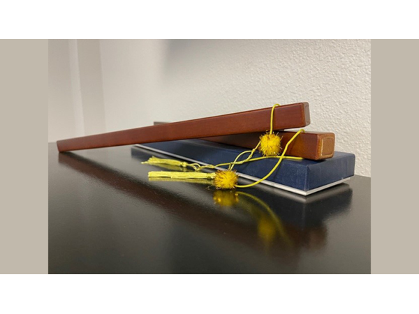 Chinese StickS (Gimmicks and Online Instruction) by Mikame