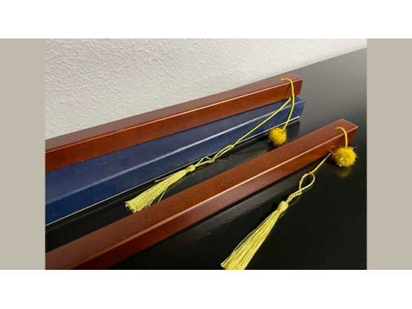 Chinese StickS (Gimmicks and Online Instruction) by Mikame
