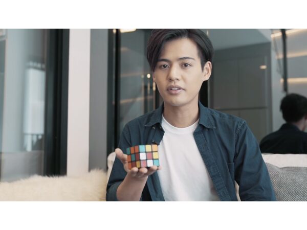 Venom Cube by Henry Harrius