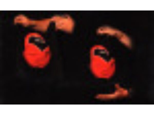 Floating Cap By Dirk Losander - Trick