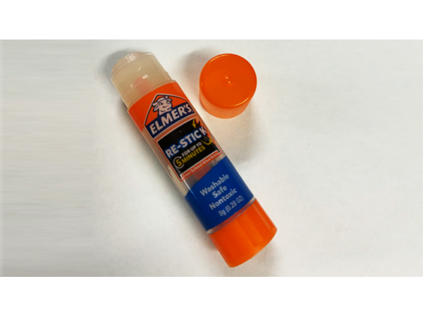 Restickable Glue Stick (1 Unit)