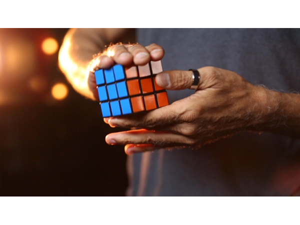 The Enchanted Cube (With Online Instruction) by DARYL