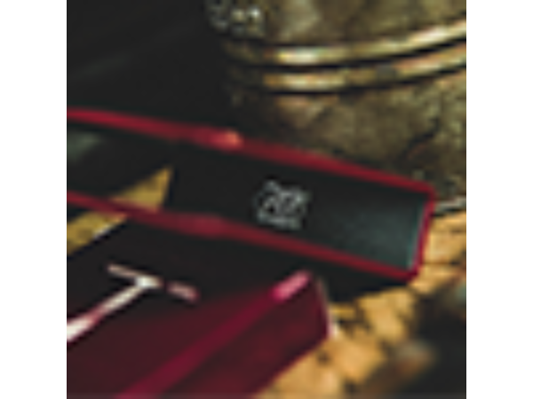 Ostrich Grain Leather Clip (Red) by TCC