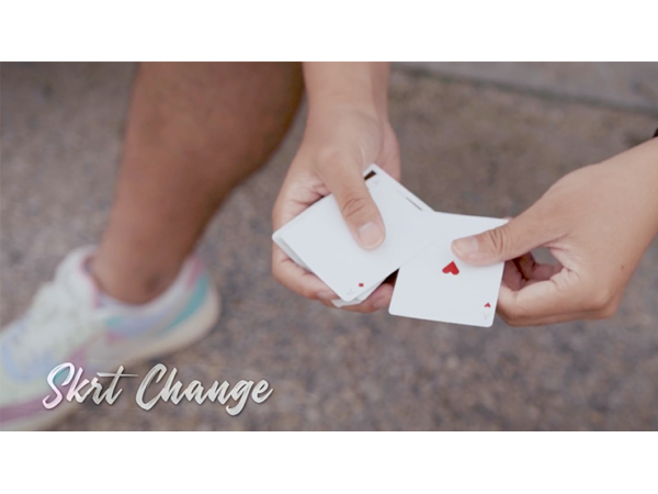 Paperstorm Blue (DVD and Gimmicks) by Rich Li - DVD