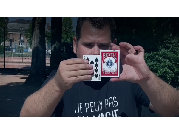 JET-BOX (Blue) by Mickael Chatelain