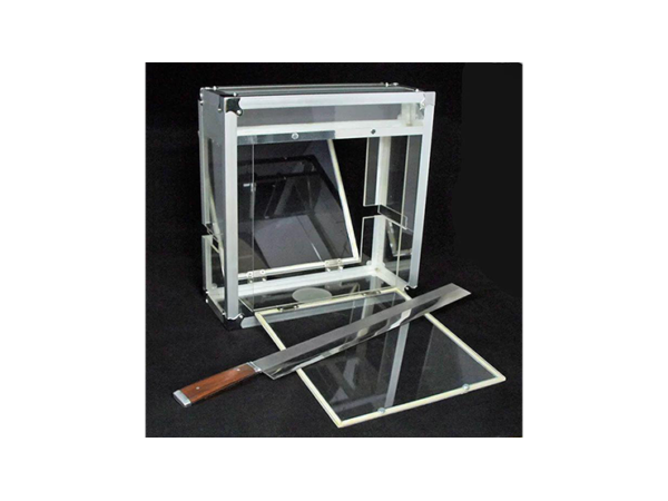 Doves on Sword in Glass Cube by Tora Magic - Trick