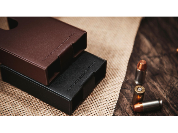 Deck Shooter (Black) by Hanson Chien