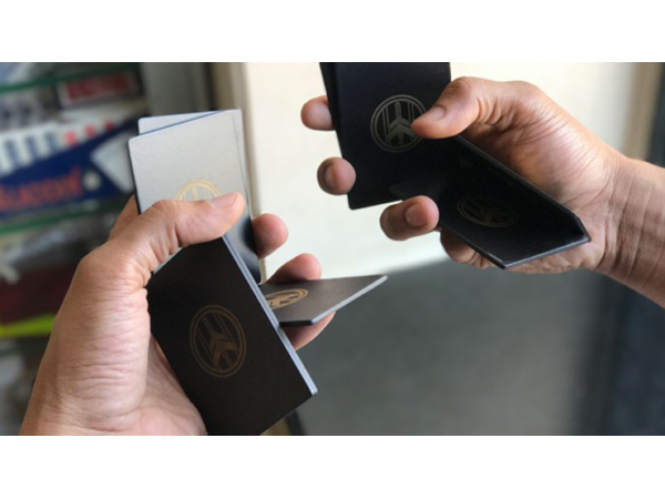 FIBER BOARDS Cardistry Trainers (Black Onyx) by Magic Encarta - Trick