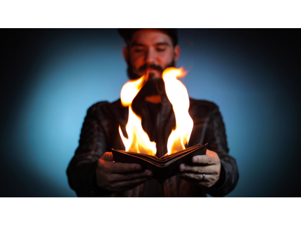 The Professional's Fire Wallet (Gimmick and Online Instructions) by Murphy's Magic Supplies Inc.