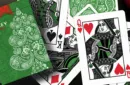 Paisley (Metallic Green with Christmas Gift Box) Playing Cards by Dutch Card House Company – Image 3