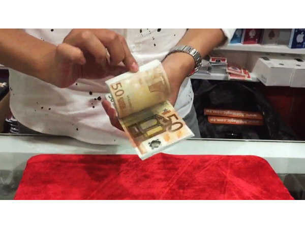 Flash Cash 2.0 (Euro) by Alan Wong & Albert Liao