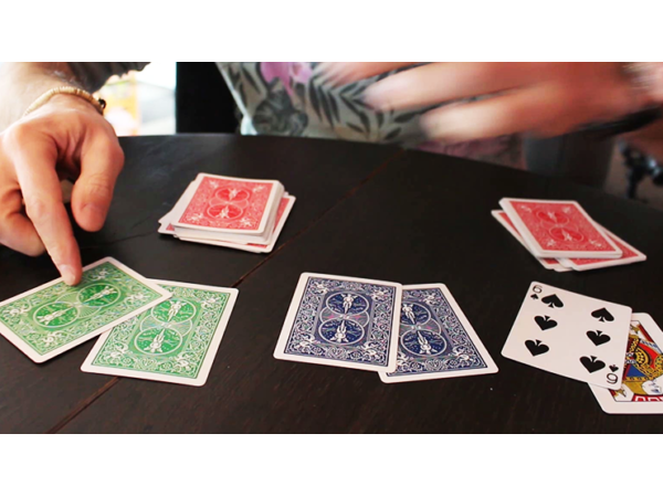 HUE Blue (Gimmicks and Online Instructions) by Kaan Akdogan and MagicfromHolland