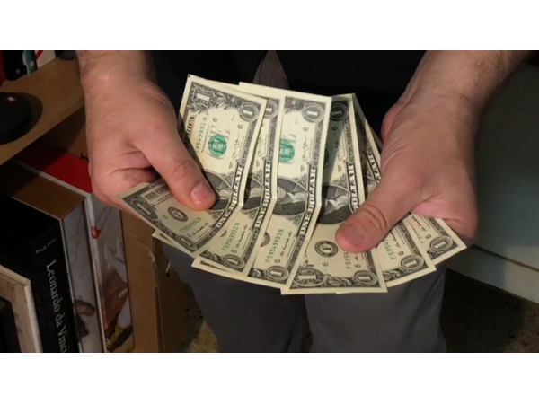 Size Does Matter 2.0 (Gimmicks and Online Instructions) by Juan Pablo Magic