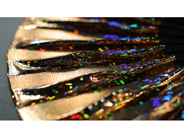 Appearing SnowStorming Fan V2 (Gold Hologram) by Victor Voitko (Gimmick and Online Instructions)