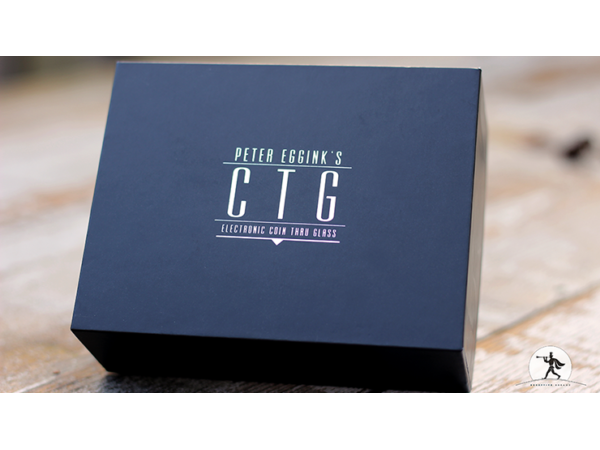 CTG Red (Gimmicks & Online Instruction) by Peter Eggink