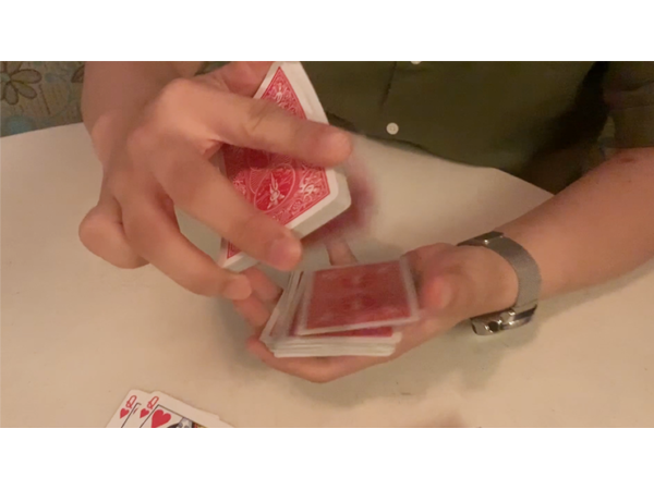 In the Visible Deck BLUE (Gimmicks and Online Instruction by Victory Hwan- Trick