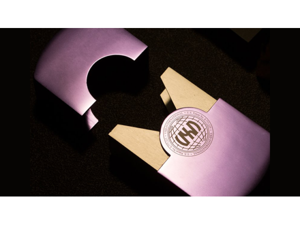 Vegas Diffractor Ultraviolet (Metal) Playing Cards