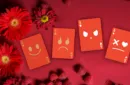 Keep Smiling Red V2 Playing Cards by Bocopo – Bild 5