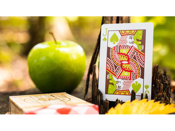 Slicers Playing Cards by Riffle Shuffle
