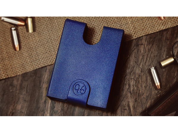 Deck Shooter (Blue) by Hanson Chien - Kartenhalter