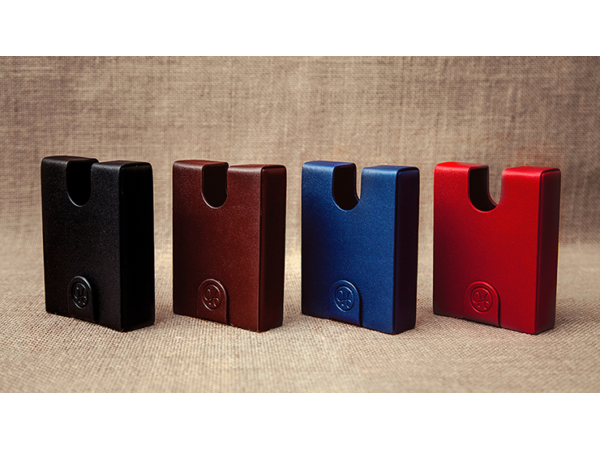 Deck Shooter (Red) by Hanson Chien - Kartenhalter