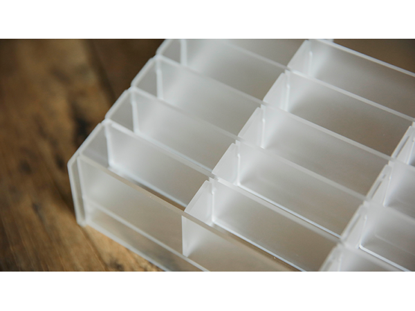 Acrylic (Small - 18 Decks) Playing Card Display by TCC - Kartenbox