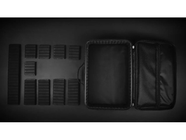 Luxury Close-Up Bag (Black) by TCC